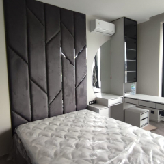 Кровать с мягкими панелями Renny