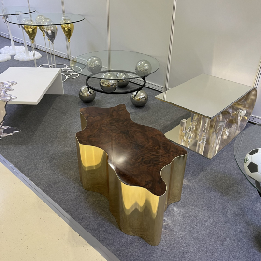 Дизайнерский стол Родайс