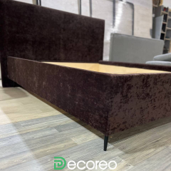 Кровать Sullivan в ткани Флок высшей категории Бэнтли